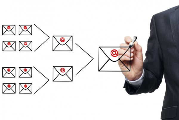 Use os envios de e-mail marketing com moderação.